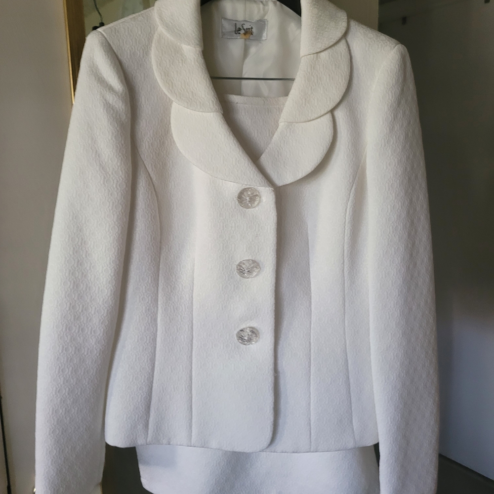 Elegant White Women's Skirt Suit